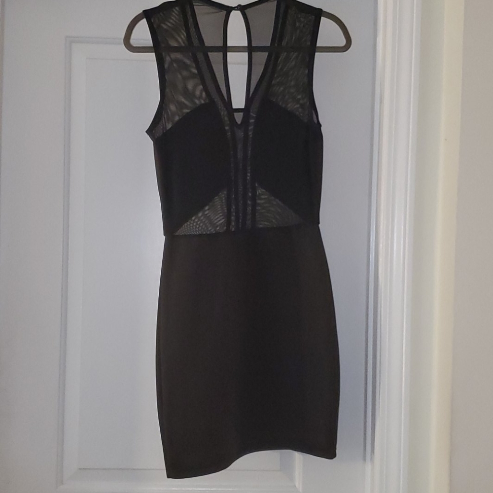 LBD - Picture 2 of 2